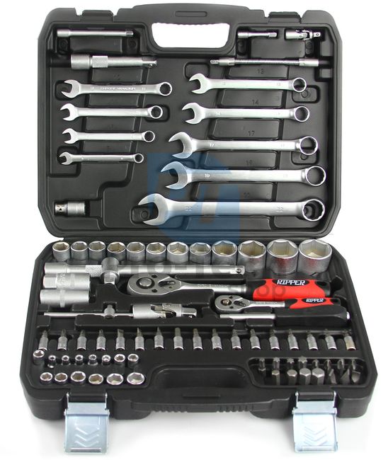 82-piece tool set in tool case 15809